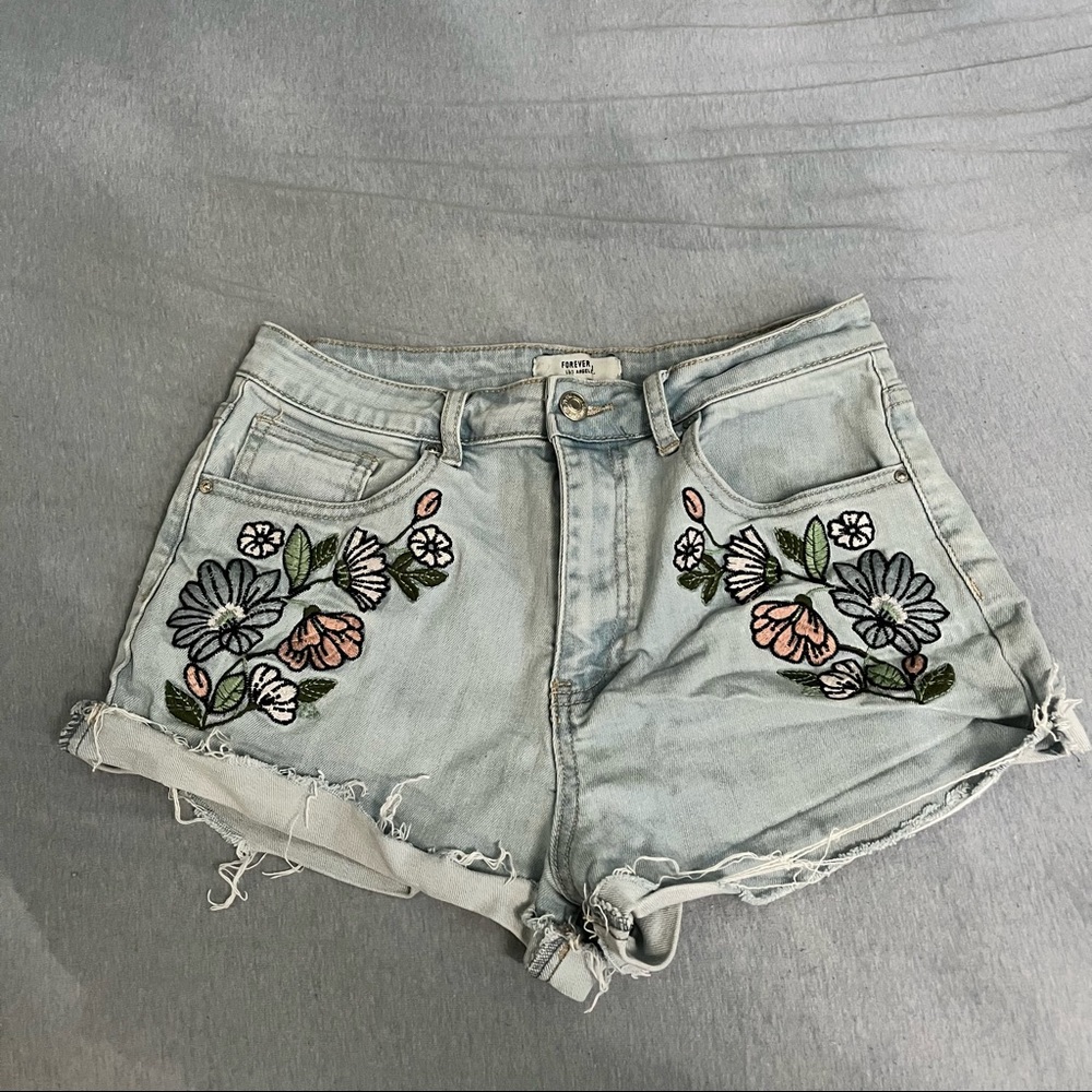 Forever 21 embroidered shorts